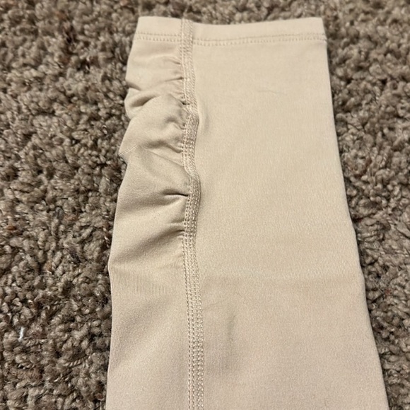 🔥NWT🔥 Out of your League FREE PEOPLE MOVEMENT LEGGINGS - Picture 7 of 9